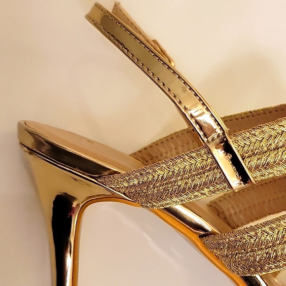 Gorgeous Lady GODIVA | Stiletto Gold Metallic Rope | Heels | Open | Size 10 - Picture 16 of 17
